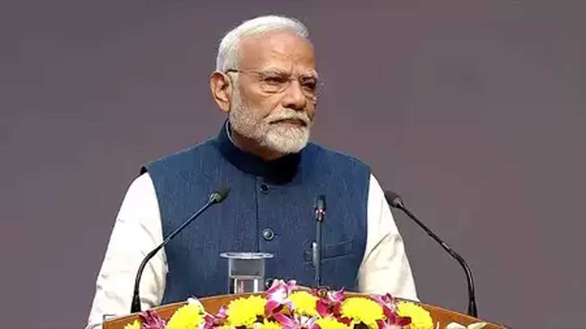 संविधान के मार्गदर्शन में हो रहा है विकसित भारत का निर्माण : मोदी संविधान के मार्गदर्शन में हो रहा है विकसित भारत का निर्माण : मोदी